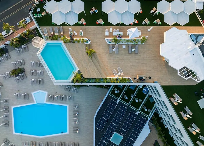 Mynd Adeje 阿德耶