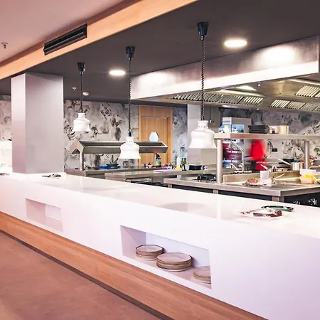 호텔 Mynd Adeje 4*