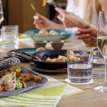 Mynd Adeje 아데제